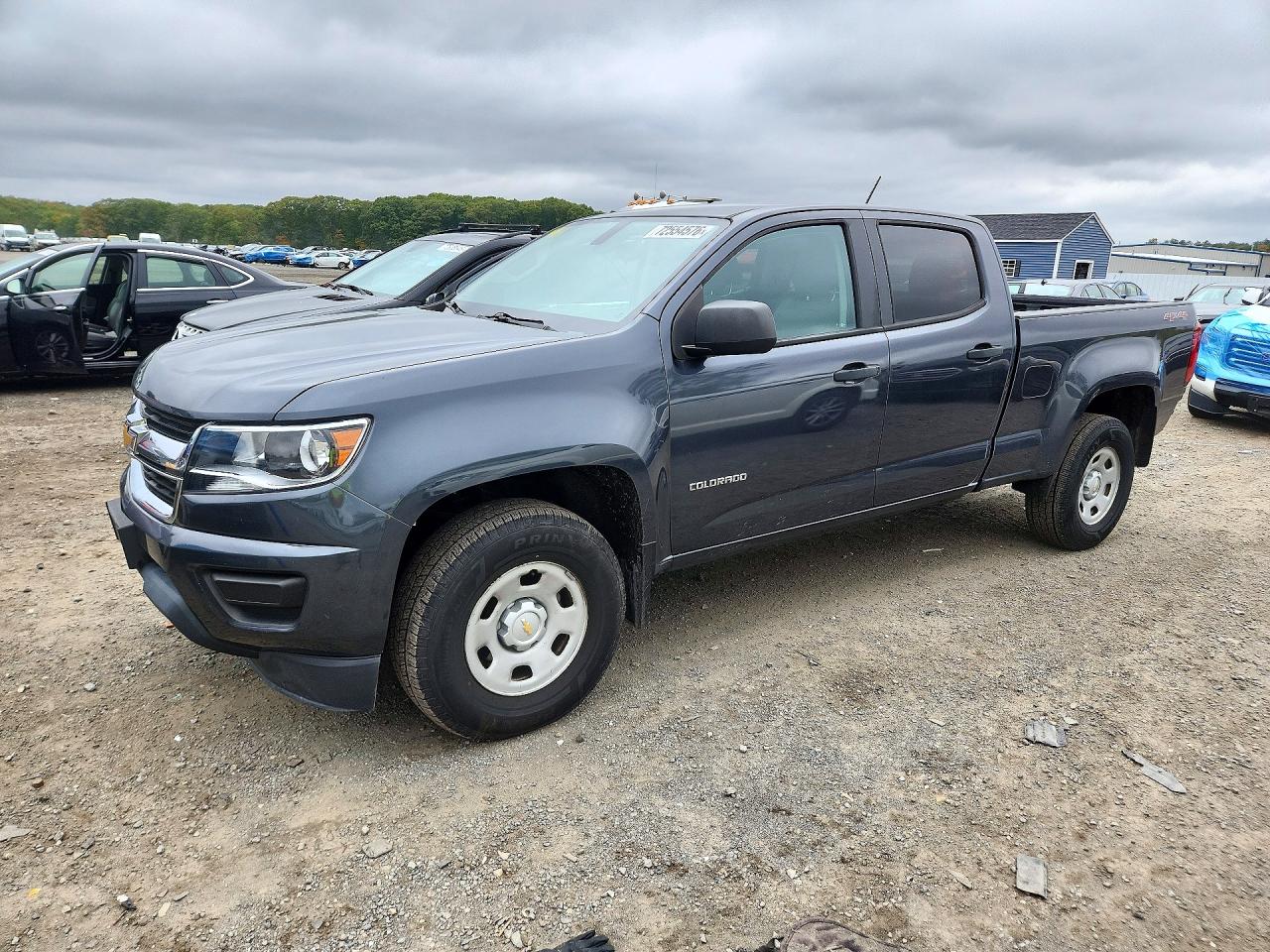 2017 CHEVROLET COLORADO Work Truck — Front 3/4