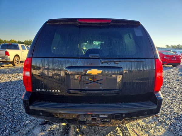 2014 CHEVROLET SUBURBAN LT — DIRR