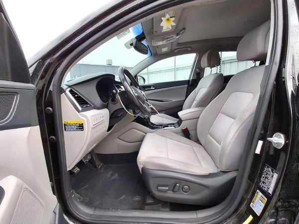 2018 HYUNDAI TUCSON — DENT