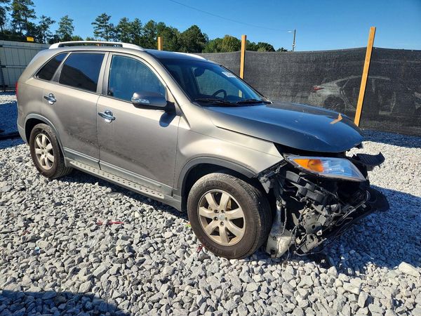 2012 KIA SORENTO GL(Middle-low grade) — Passenger 3/4