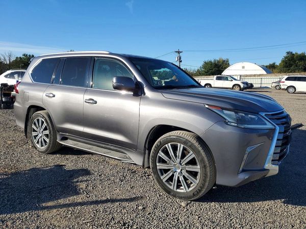 2017 LEXUS LX — Passenger 3/4