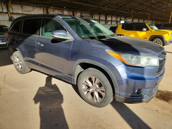 2014 TOYOTA HIGHLANDER Base/Hybrid — Passenger 3/4