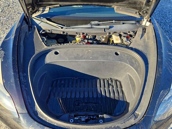 2023 TESLA MODEL 3 — Engine bay