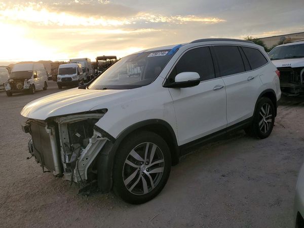 2017 HONDA PILOT Elite — Front 3/4