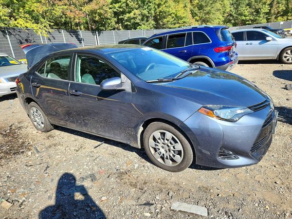 2019 TOYOTA COROLLA L/LE/SE/XLE/XSE — Passenger 3/4
