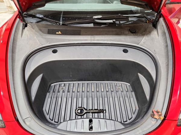 2023 TESLA MODEL 3 — Engine bay