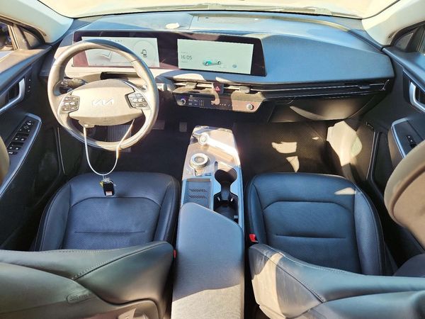 2024 KIA EV6 Light, Wind — CKPT