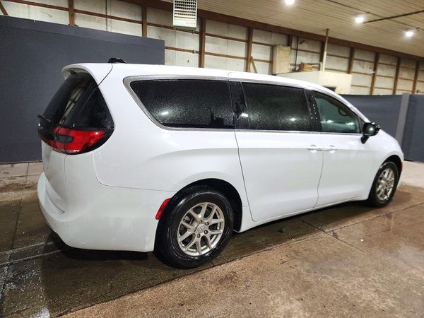 2025 CHRYSLER PACIFICA Select — PSRA