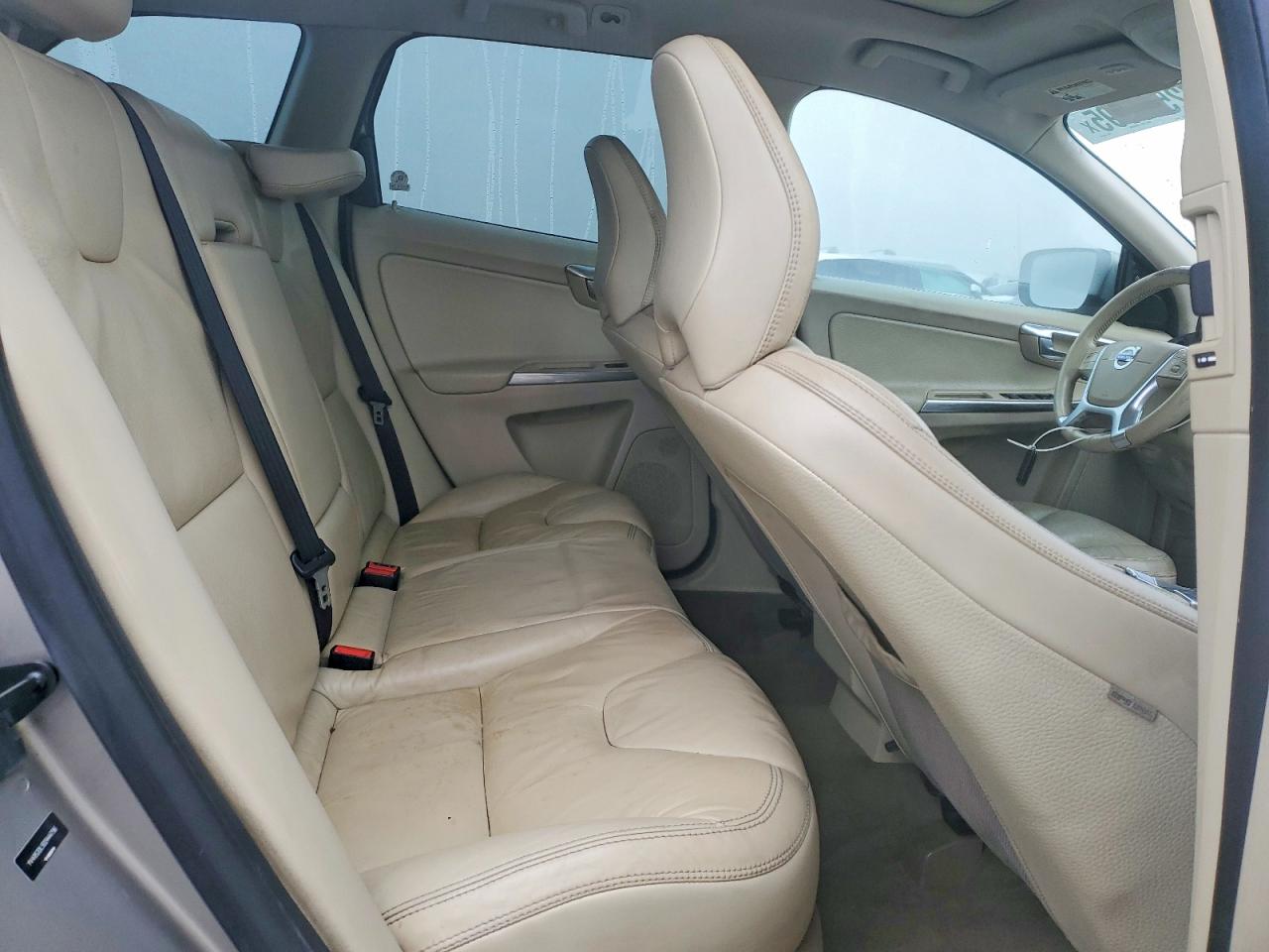 2013 VOLVO XC60