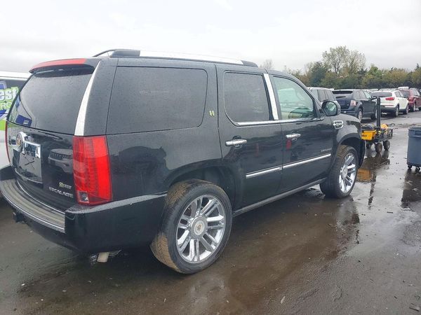 2013 CADILLAC ESCALADE Platinum Hybrid — PSRA