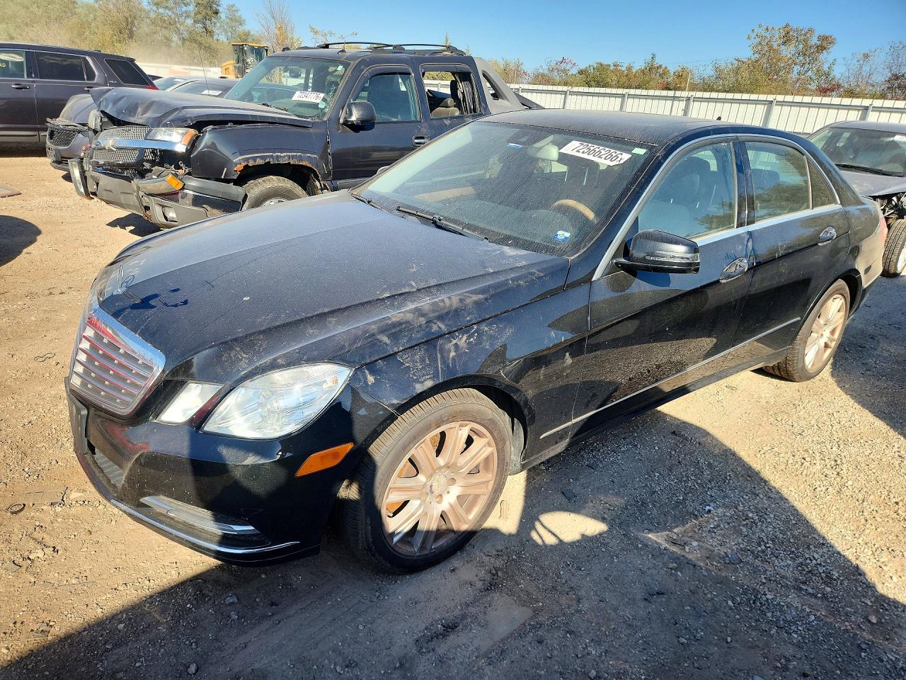 2013 MERCEDES-BENZ E-CLASS E350 4-MATIC — Front 3/4