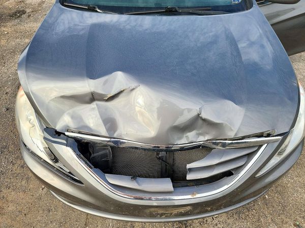 2013 HYUNDAI SONATA GLS/ GLS Popular — Engine bay