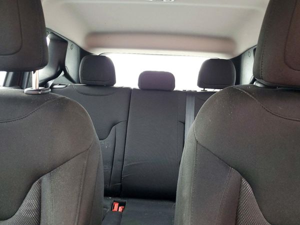 2016 JEEP RENEGADE Sport — SUVN