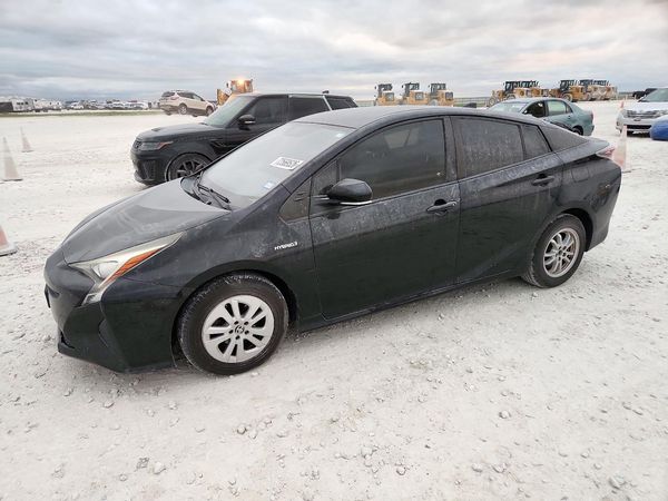 2016 TOYOTA PRIUS One/Two — Front 3/4