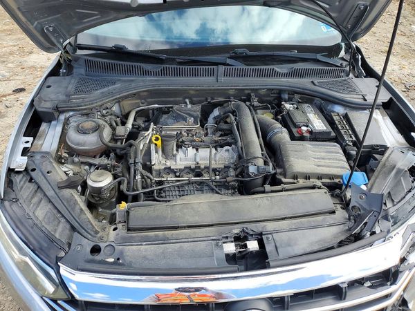 2019 VOLKSWAGEN JETTA S, SE, R-Line — Engine bay