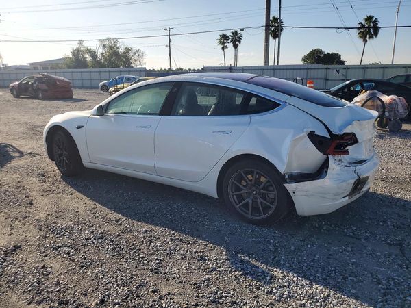 2018 TESLA MODEL 3 — DSRA