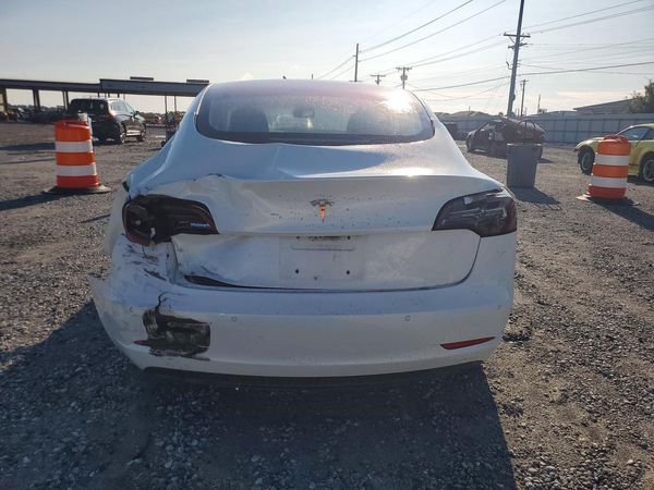 2018 TESLA MODEL 3 — DIRR