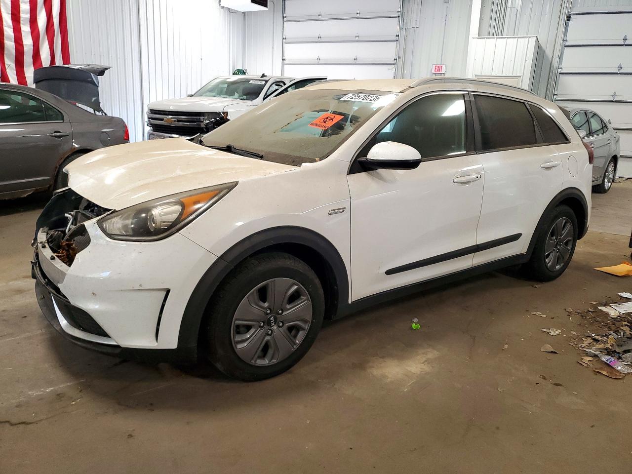 2018 KIA NIRO FE (HEV), LX (HEV) — Front 3/4