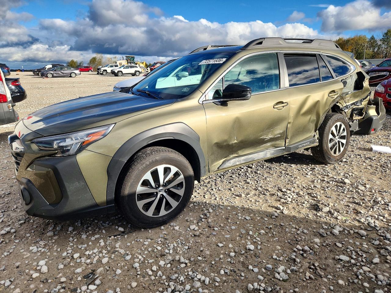 2025 SUBARU OUTBACK Premium — Front 3/4