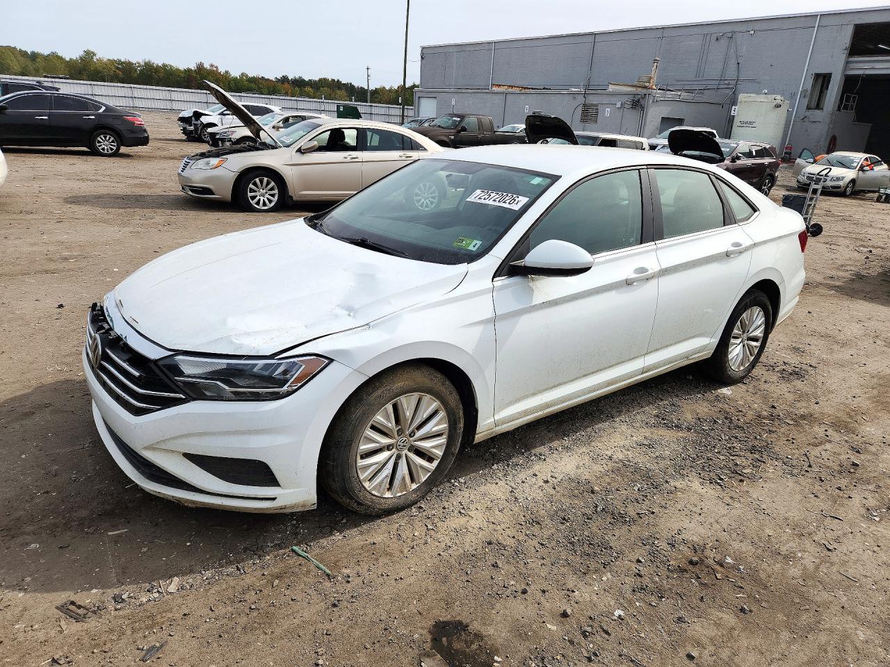 2019 VOLKSWAGEN JETTA S, SE, R-Line — Front 3/4