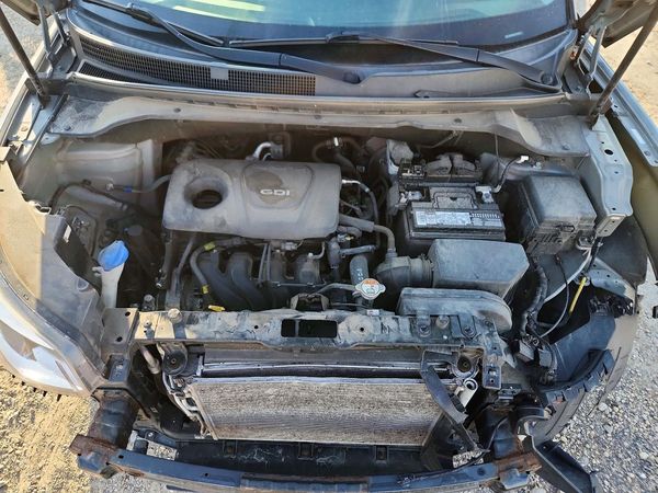 2018 KIA SOUL Base — Engine bay