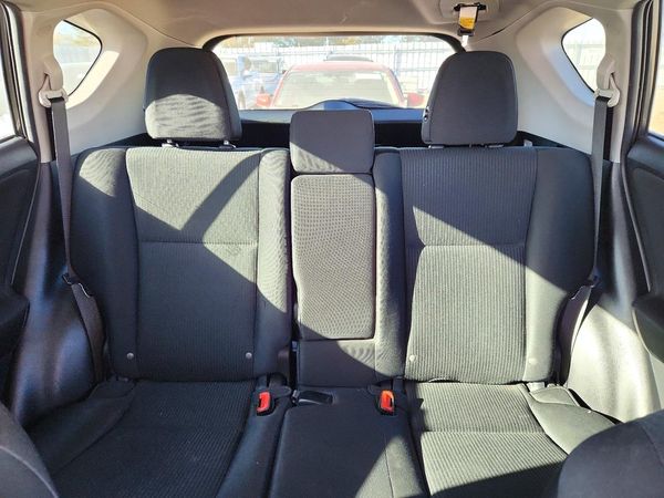 2015 TOYOTA RAV4 LE (X Grade) — SUVN