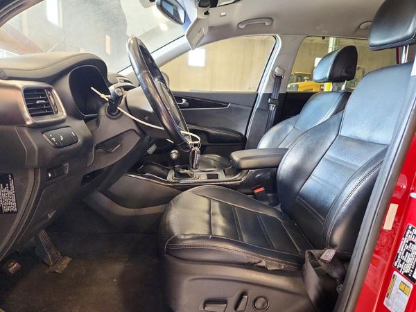 2017 KIA SORENTO EX — DENT