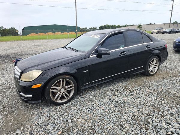 2012 MERCEDES-BENZ C-CLASS C250 — Front 3/4