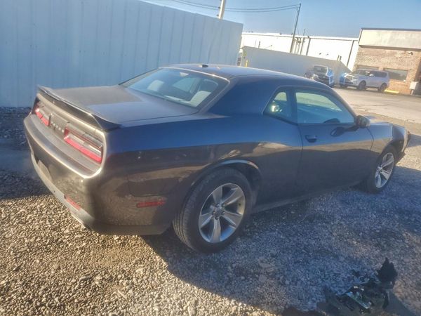 2018 DODGE CHALLENGER SXT