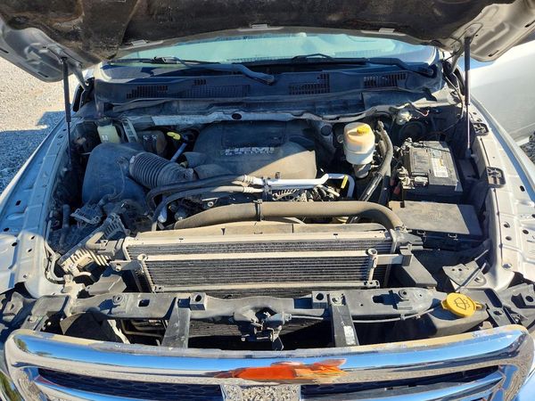2015 RAM 2500 ST — Engine bay