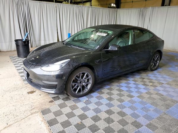 2022 TESLA MODEL 3 — Front 3/4