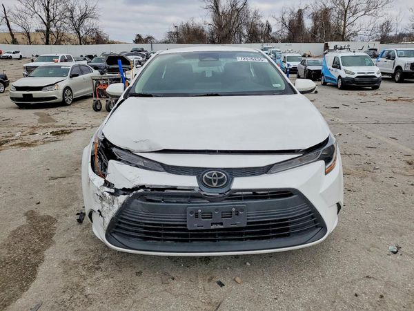 2023 TOYOTA COROLLA