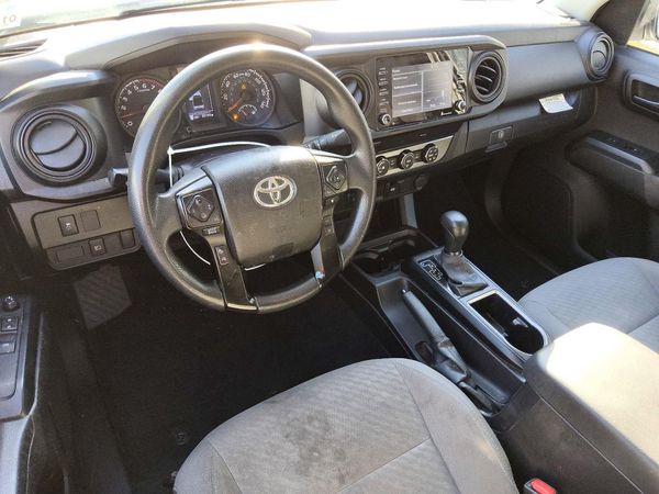 2022 TOYOTA TACOMA SR5 — CKPT