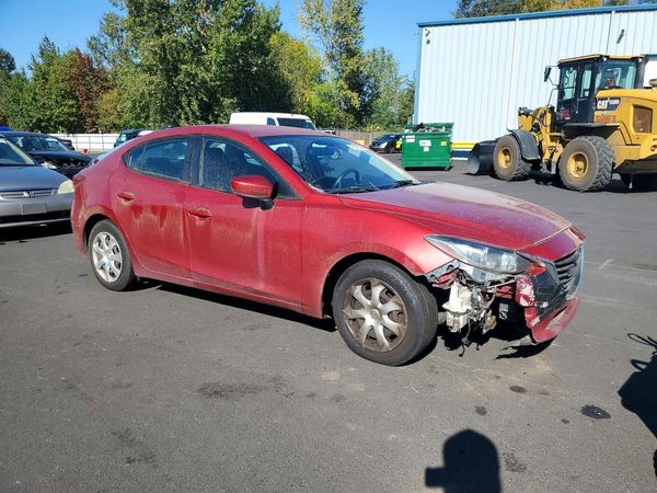 2015 MAZDA 3 Sport/GX — Passenger 3/4