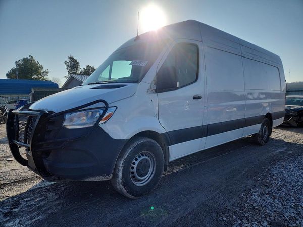 2024 MERCEDES-BENZ SPRINTER 2