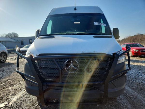 2024 MERCEDES-BENZ SPRINTER 2