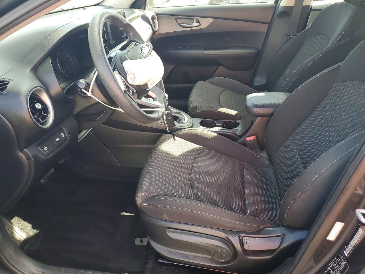 2020 KIA FORTE FE, LXS
