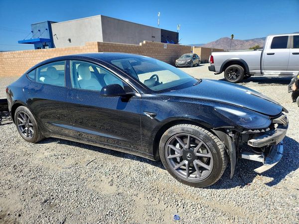 2021 TESLA MODEL 3 — Passenger 3/4