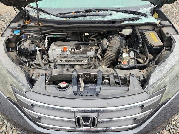 2014 HONDA CRV LX — Engine bay