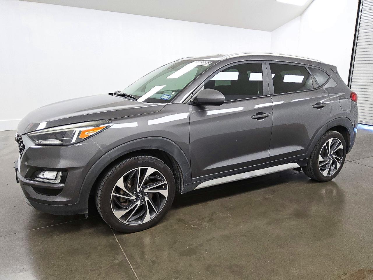 2020 HYUNDAI TUCSON — Front 3/4
