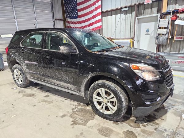 2017 CHEVROLET EQUINOX LS — Passenger 3/4