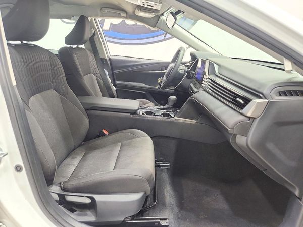 2025 TOYOTA CAMRY — DENT