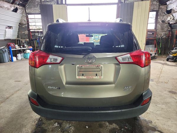 2015 TOYOTA RAV4 XLE (M Grade) — DIRR