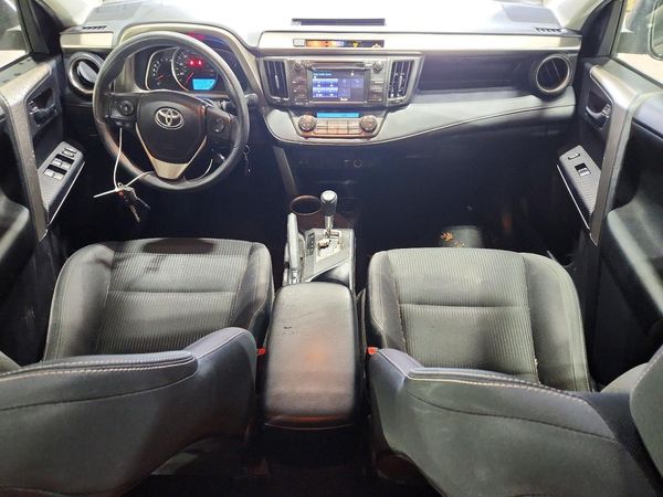 2015 TOYOTA RAV4 XLE (M Grade) — CKPT
