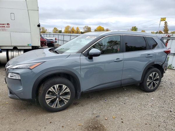 2022 NISSAN ROGUE SV — Front 3/4