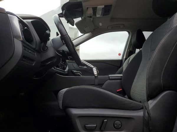 2022 NISSAN ROGUE SV — DENT