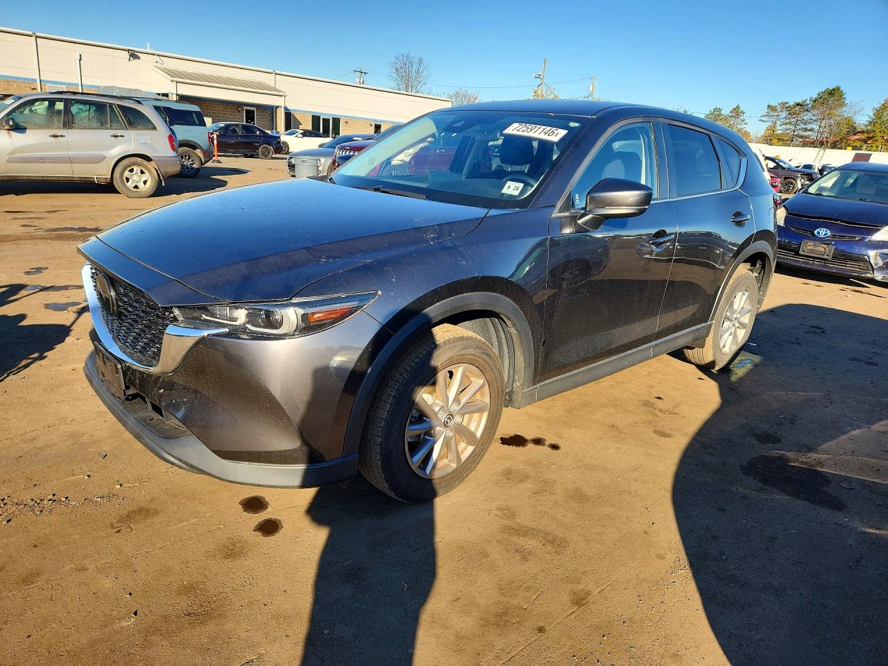 2023 MAZDA CX-5 Select Package — Front 3/4