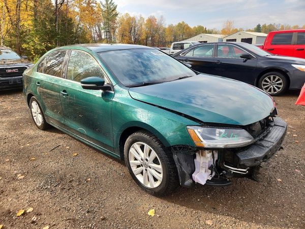 2017 VOLKSWAGEN JETTA SE — Passenger 3/4