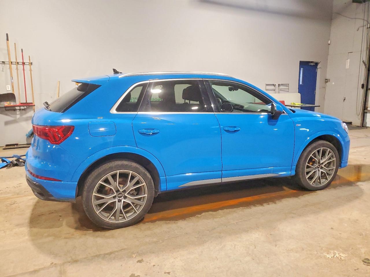 2021 AUDI Q3 quattro Technik