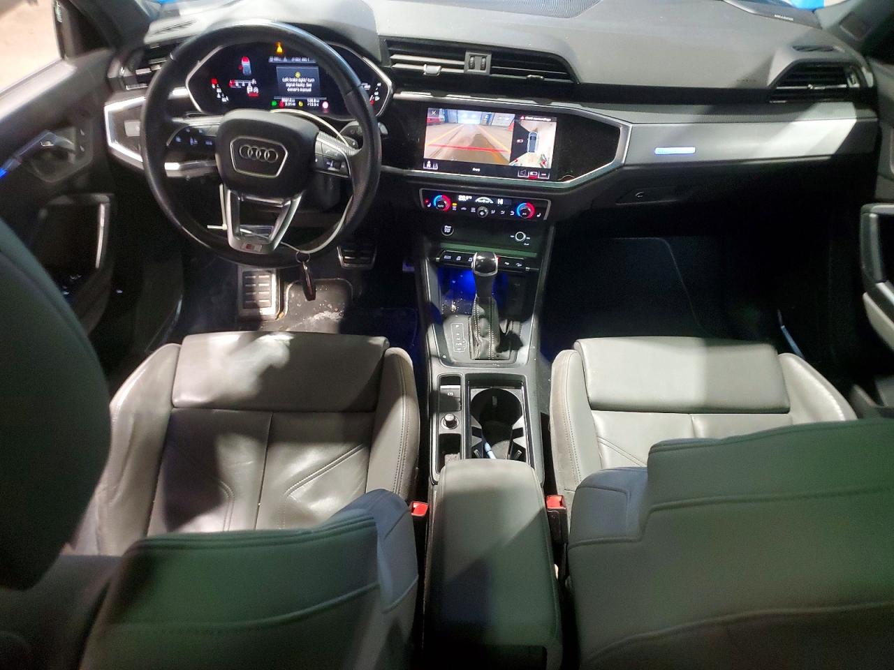 2021 AUDI Q3 quattro Technik